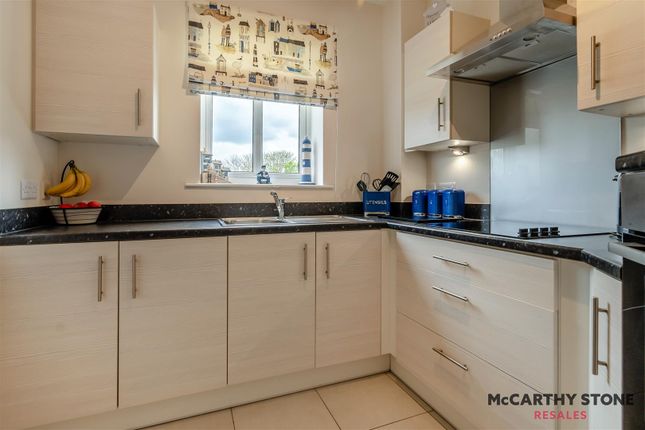 Flat for sale in 22 Chantry Gardens, Filey
