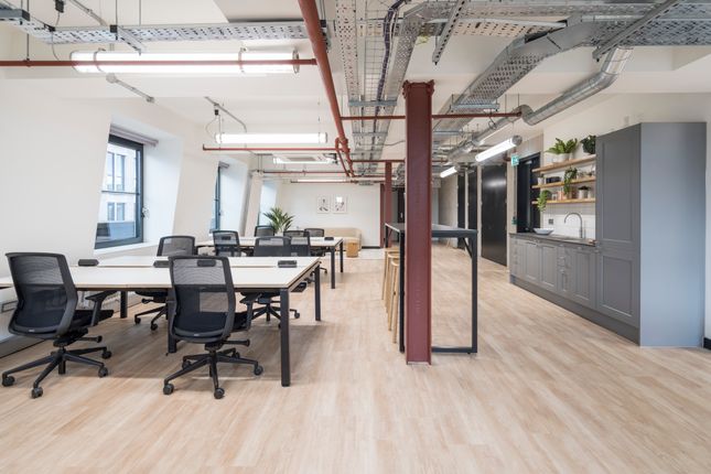 Office to let in Old Street Yard, London