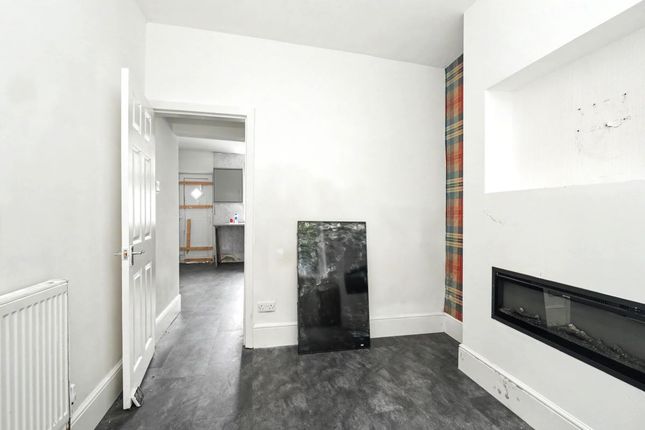 12, Howard Street, Burnley photo 3