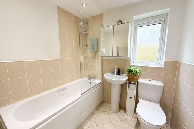 96 Kielder Drive, Stanley photo 4