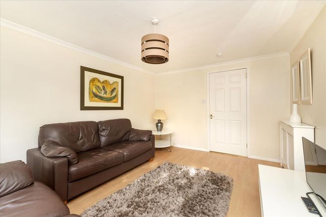 13/3 Gordon Street, Edinburgh photo 4