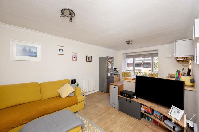Flat 47, Philip Court, The Drive, Hove photo 4