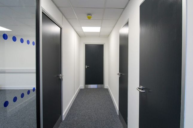 Office to let in King Street Industrial Estate, Langtoft, Peterborough, Cambridgeshire