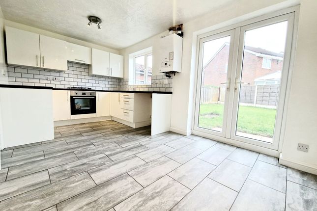 Detached house to rent in Billberry Close, Whitefield