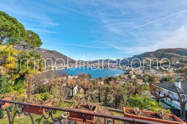 Villa for sale in Via Castel Carnasino, Como (Town), Como, Lombardy, Italy