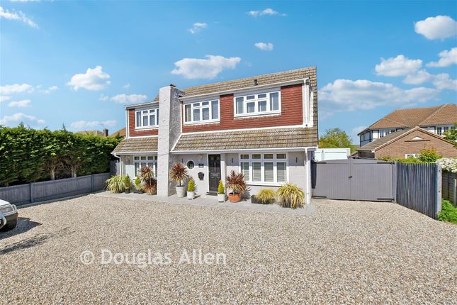 The Chalet, Crays Hill, Billericay photo 2