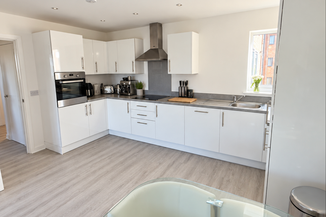Garrett House,Flat 4, 31 Harris Way, milton keynes photo 4