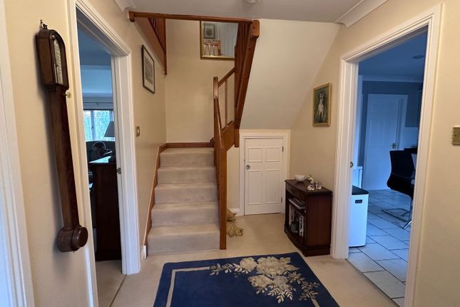 4 The Knowle, Stockley Lane, Calne photo 2