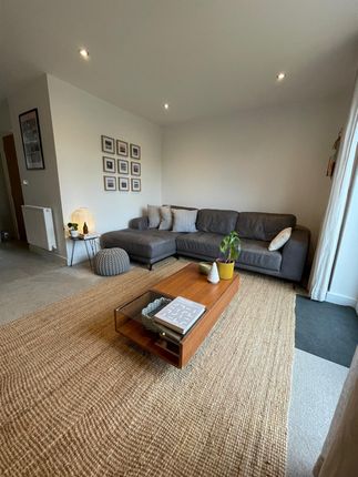 5, Sark Court, Leeds photo 5