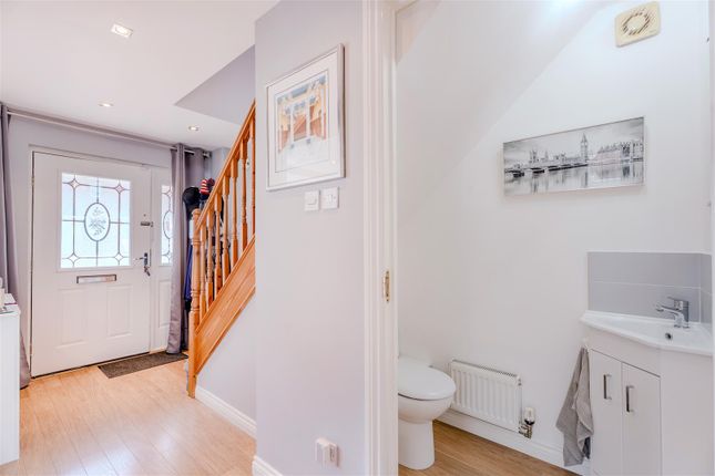 30, Toftcombs Crescent, Larkhall photo 4