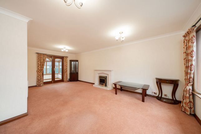41, Hogarth Drive, Cupar photo 4