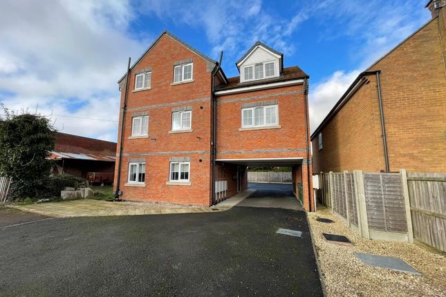 Thumbnail Flat for sale in Regent Road, Leicester
