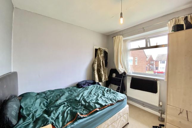 Maisonette for sale in Larch Crescent, Yeading, Hayes