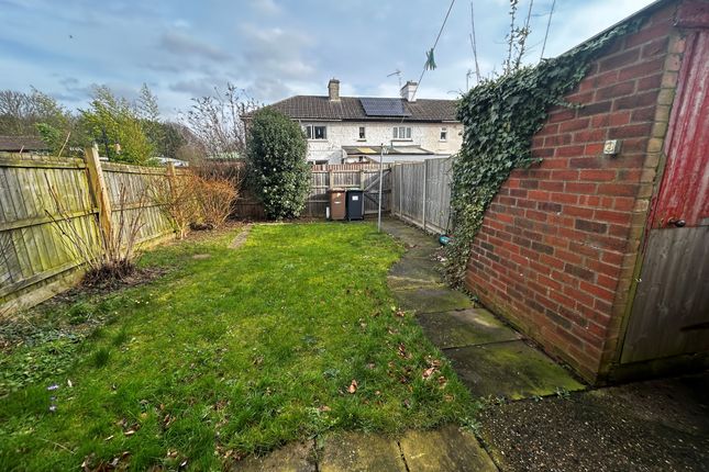 21, SLEAFORD photo 2