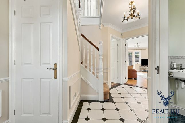 8, Multon Lea, Chelmsford photo 2