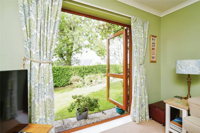 7, Orchard Bank, Cheltenham photo 2