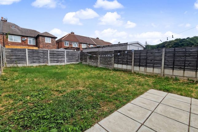 43 Deepdale Drive, Manchester photo 4