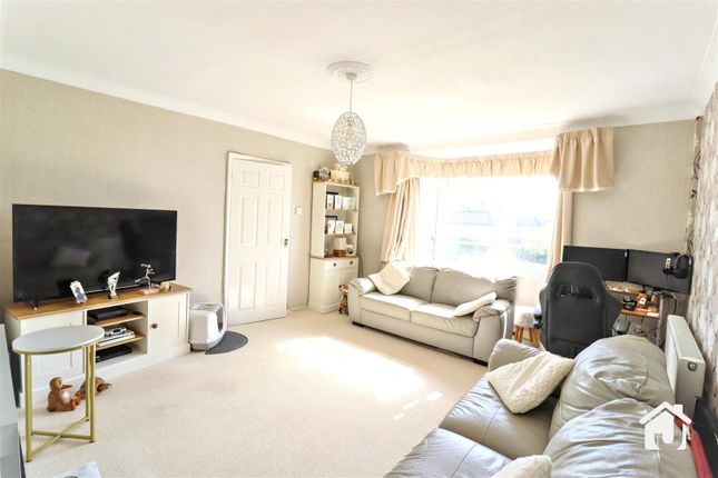 26, James Street, Anstey photo 3