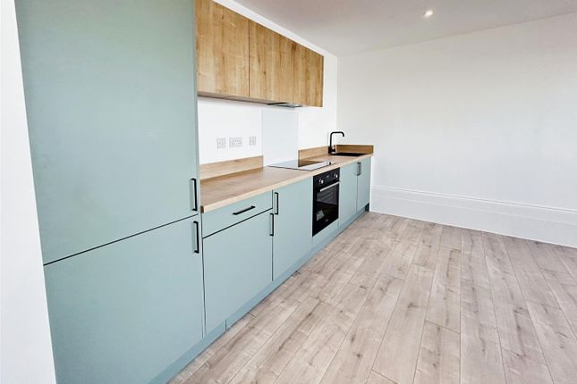 The Penthouse, 20, St. Georges Terrace, Herne Bay photo 4