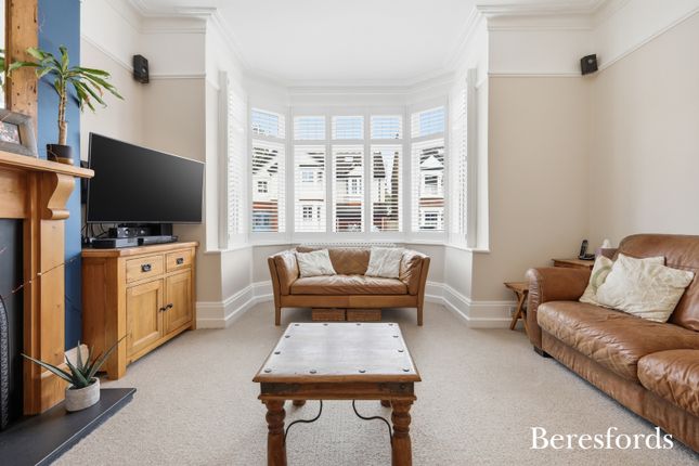 13, Champion Road, Upminster photo 4