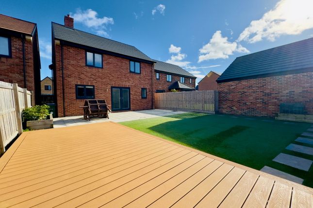 Bright Gardens, Newcastle upon Tyne photo 4