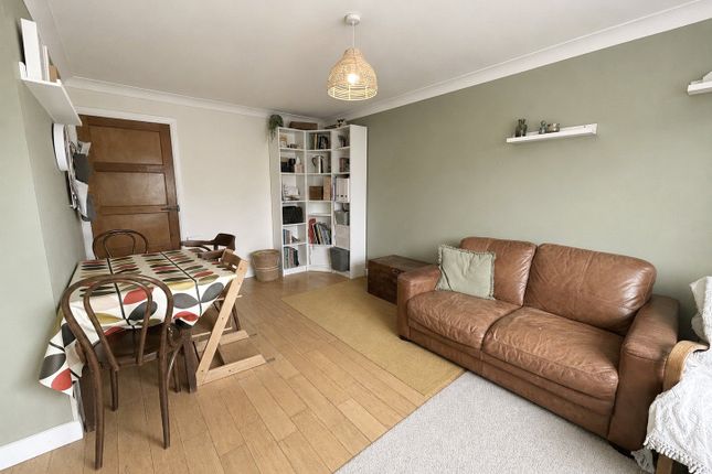 19, Glanhafan, Haverfordwest photo 4