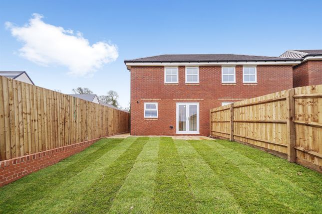 Clifton Close, Liverpool photo 3