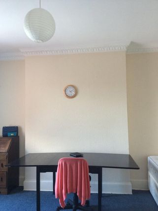 Thumbnail Shared accommodation to rent in 32 Saint Dunstans Street, Canterbury, Kent