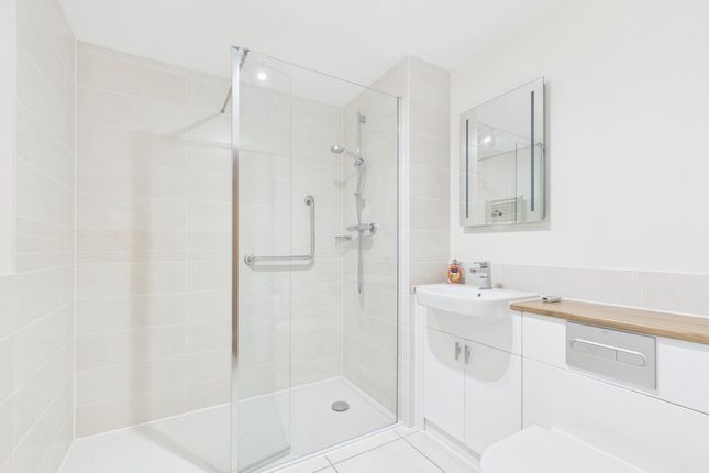 25 Tumbling Weir Court, Tumbling Weir Way, Ottery St. Mary photo 4
