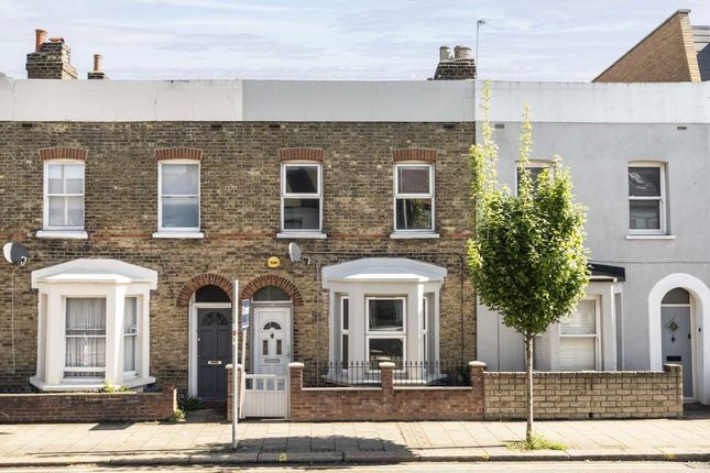 Thumbnail Property to rent in Garratt Lane, London