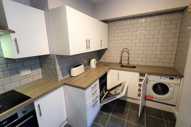 Flat to rent in Oxford Place, Oxford Rd