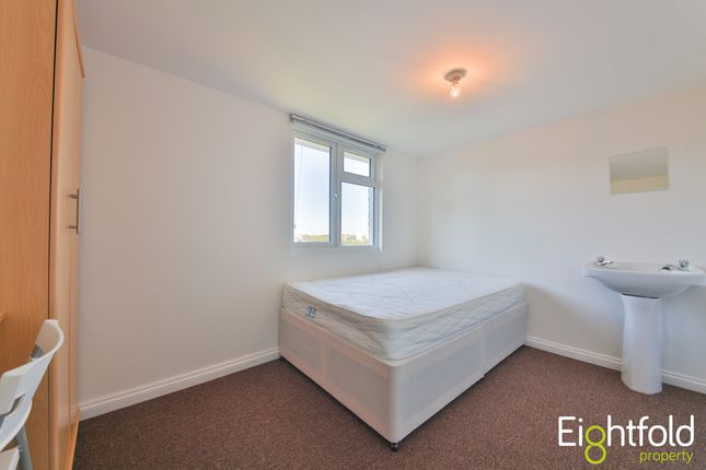 Terraced house to rent in Milner Road, Brighton, East Sussex