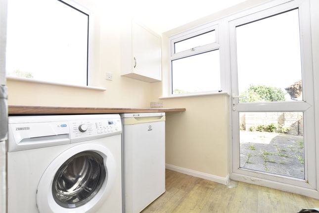 70, Frankland Close, Somerset photo 4