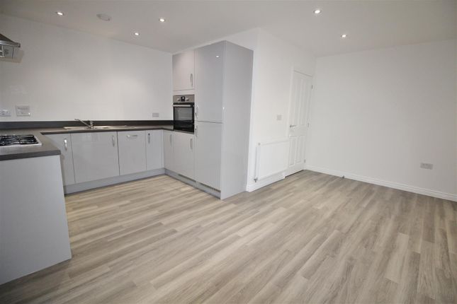 43, Affinity Place, Borehamwood photo 2