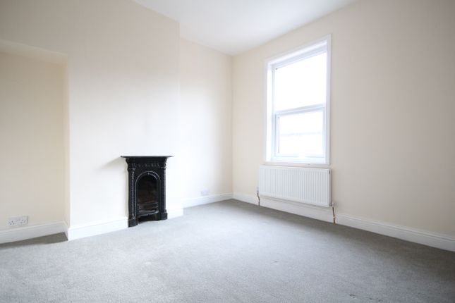 16, Clifton Street, Preston photo 4