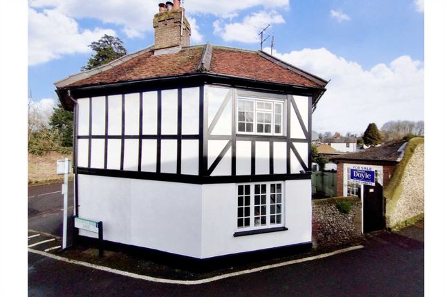 Thumbnail Cottage for sale in Piccotts End Lane, Piccotts End