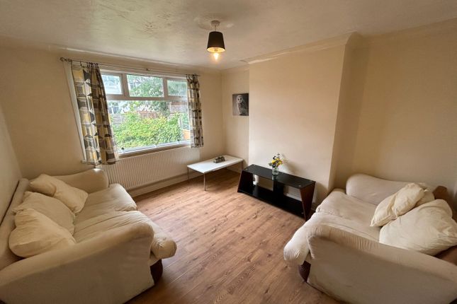 Buckingham Road, Leeds photo 2