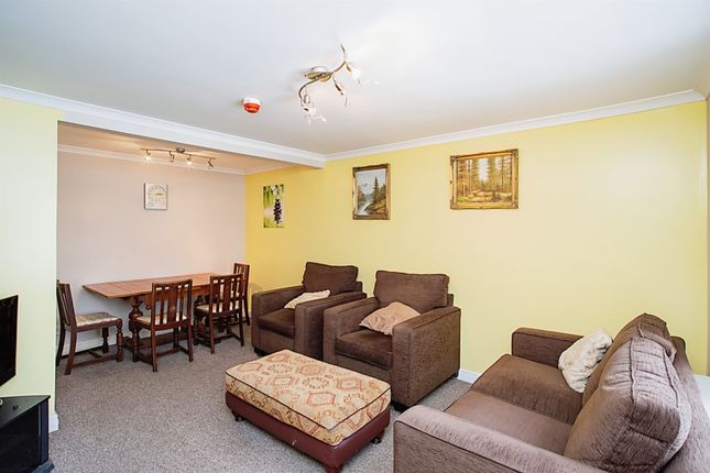 192, Fletcher Way, Hemel Hempstead photo 2