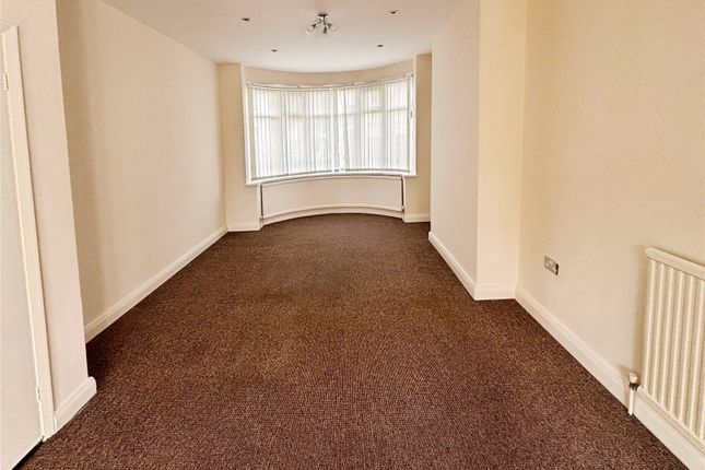 Stonehill Avenue, Leicester photo 3