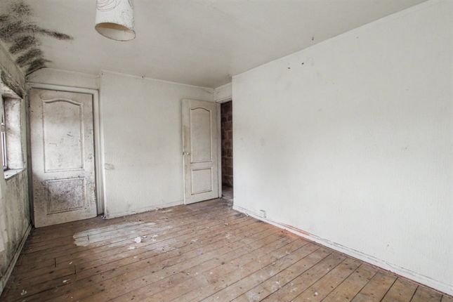 1, Birch Avenue, WINSFORD photo 4