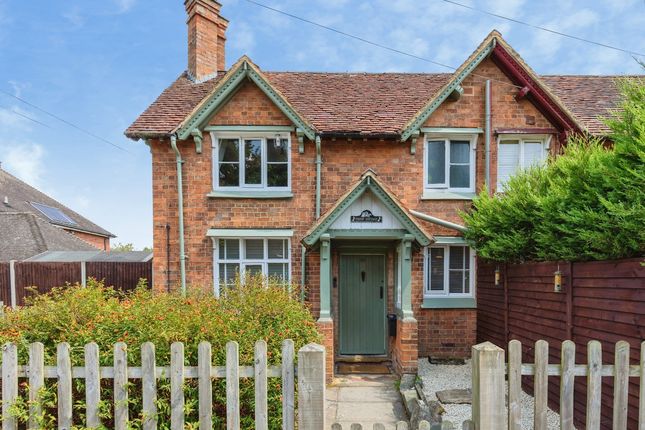 2-bed house on Troop Cottage, 27 Vicarage Lane, Warwickshire, £450,000
