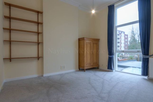 Haverstock Hill, Haverstock Hill, Belsize Park photo 4