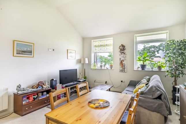 Flat N, Halo 4, Amy Johnson Way, York photo 4