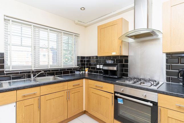 8, Monk Terrace, London photo 4
