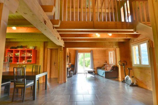 Chalet for sale in Fontaine-Le-Puits, 73600, France