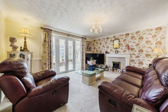 Hawkshead Way, Cheshire photo 3