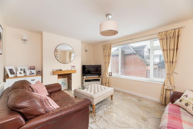 17, Neville Road, Otley photo 2