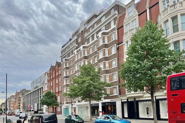 Flat to rent in Sloane Street, Knightbridge, London