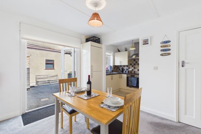 2a Godolphin Road, Long Rock, Penzance photo 4
