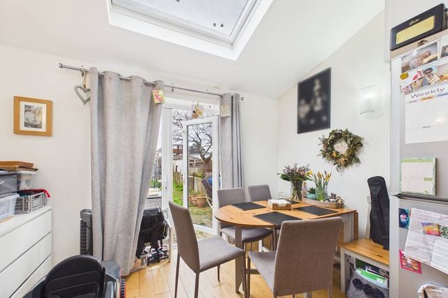 244, Hounslow Road, Middlesex photo 4